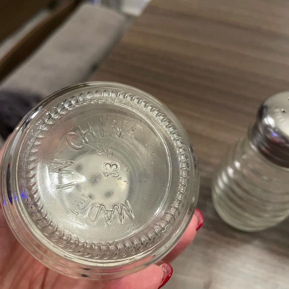 Clear Ribbed Glass Salt Pepper Shaker Art Deco Geometric Vintage Retro - Picture 4 of 5